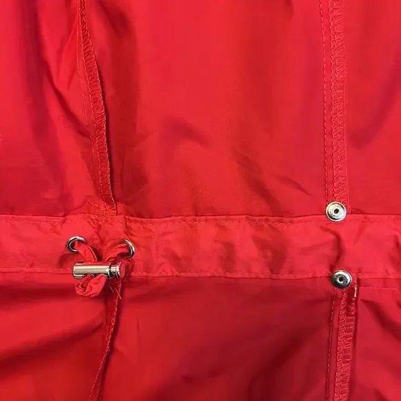 NWOT. Jones New York Red Packable Rain Jacket. M - Picture 6 of 6